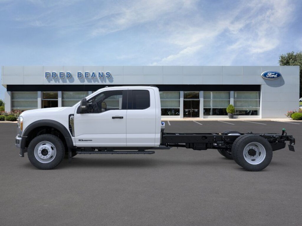 New 2026 Ford F-550 Chassis Truck Super Cab