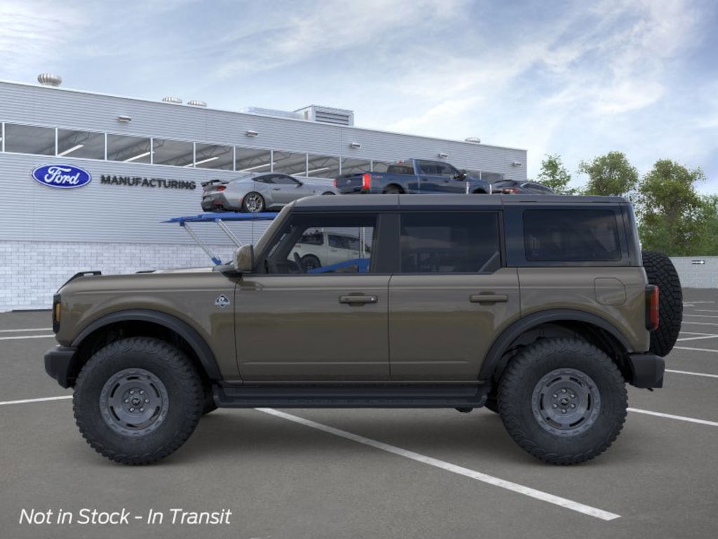 New 2025 Ford Bronco Outer Banks SUV