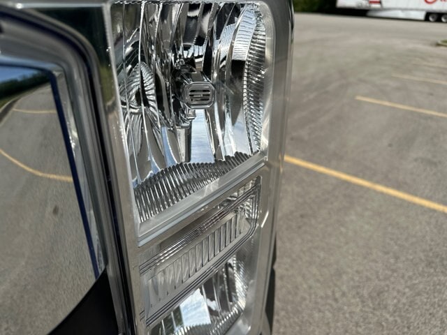2024 Ford F-450 Super Duty Chassis Cab XL - Photo 38