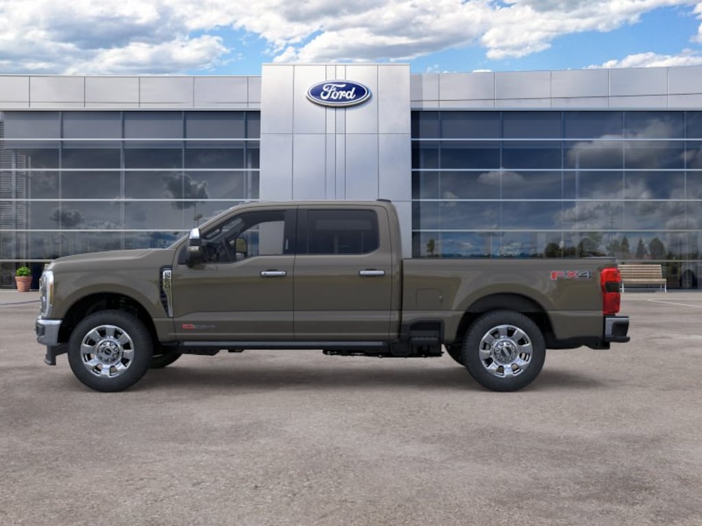 New 2026 Ford F-250 Lariat Crew Cab