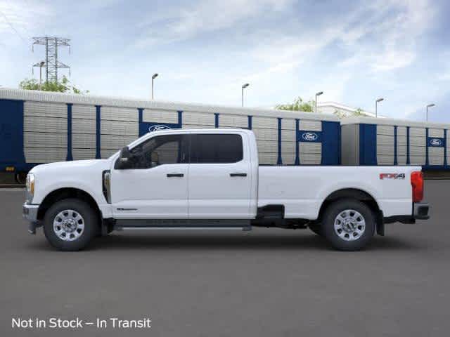 2025 Ford F-250 XLT photo 3