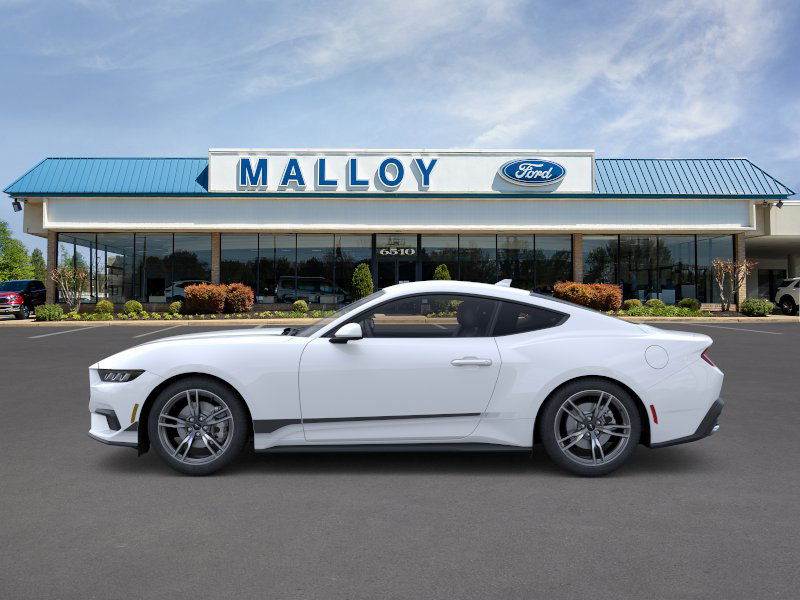 2025 Ford Mustang EcoBoost photo 4