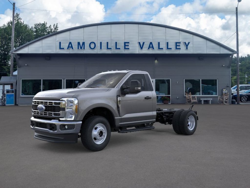 New 2026 Ford F-350SD XL Chassis