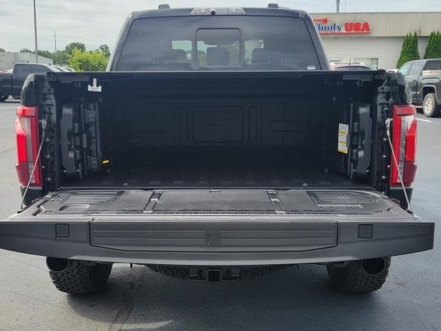 2025 Ford F-150 Raptor photo 10