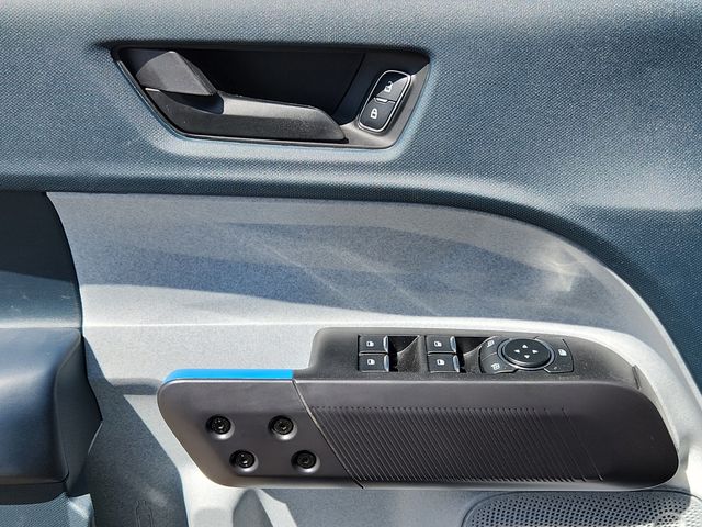 2025 Ford Maverick XLT - Photo 31