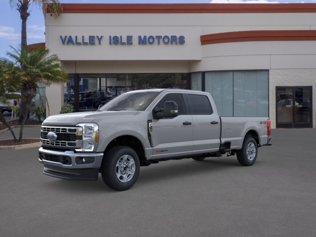 New 2026 Ford F-350 F-350 XLT Truck Crew Cab