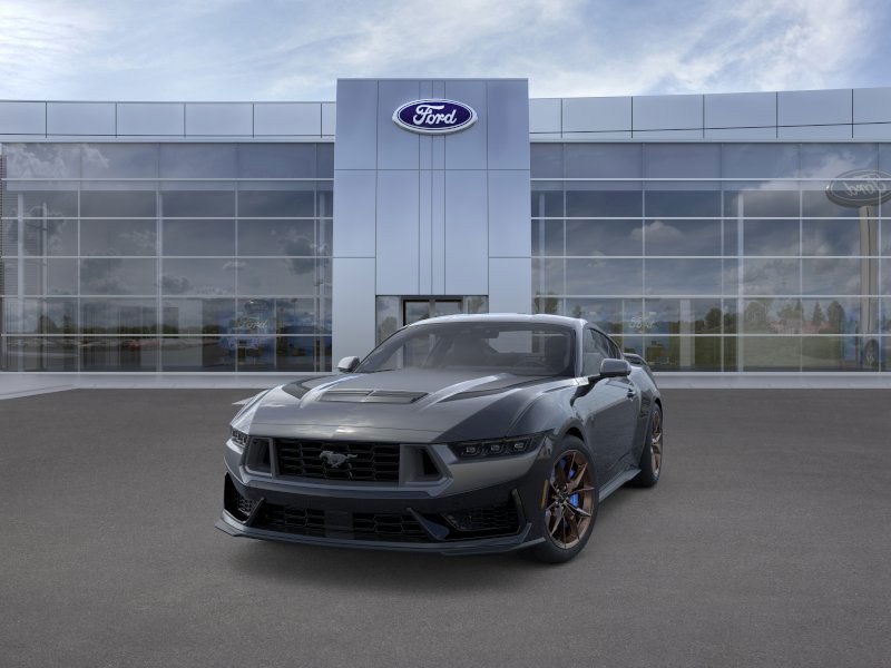 2025 Ford Mustang Dark Horse Deluxe photo 2