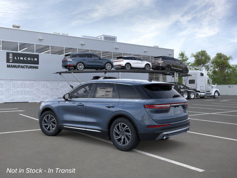 2025 Lincoln Corsair Premiere photo 4