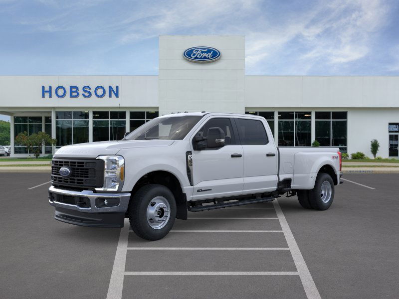 2026 Ford F-350 Super Duty XL's photo