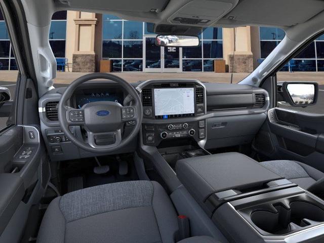 2025 Ford F-150 XLT - Photo 38