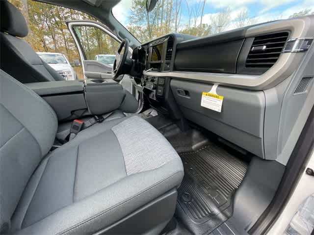 Thumbnail: 2024 Ford Econoline - 46