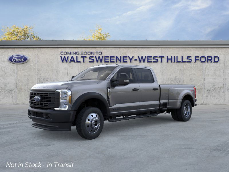 2026 Ford F-450 Super Duty XL's photo