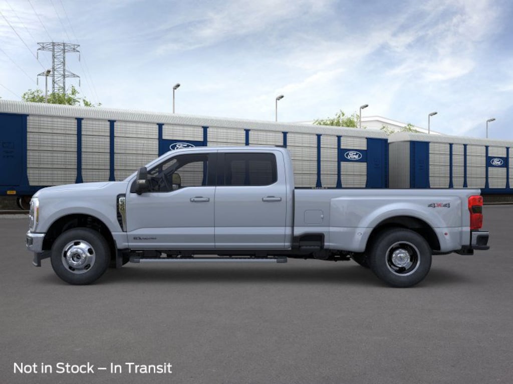 New 2026 Ford Super Duty F-350 Lariat TRUCK
