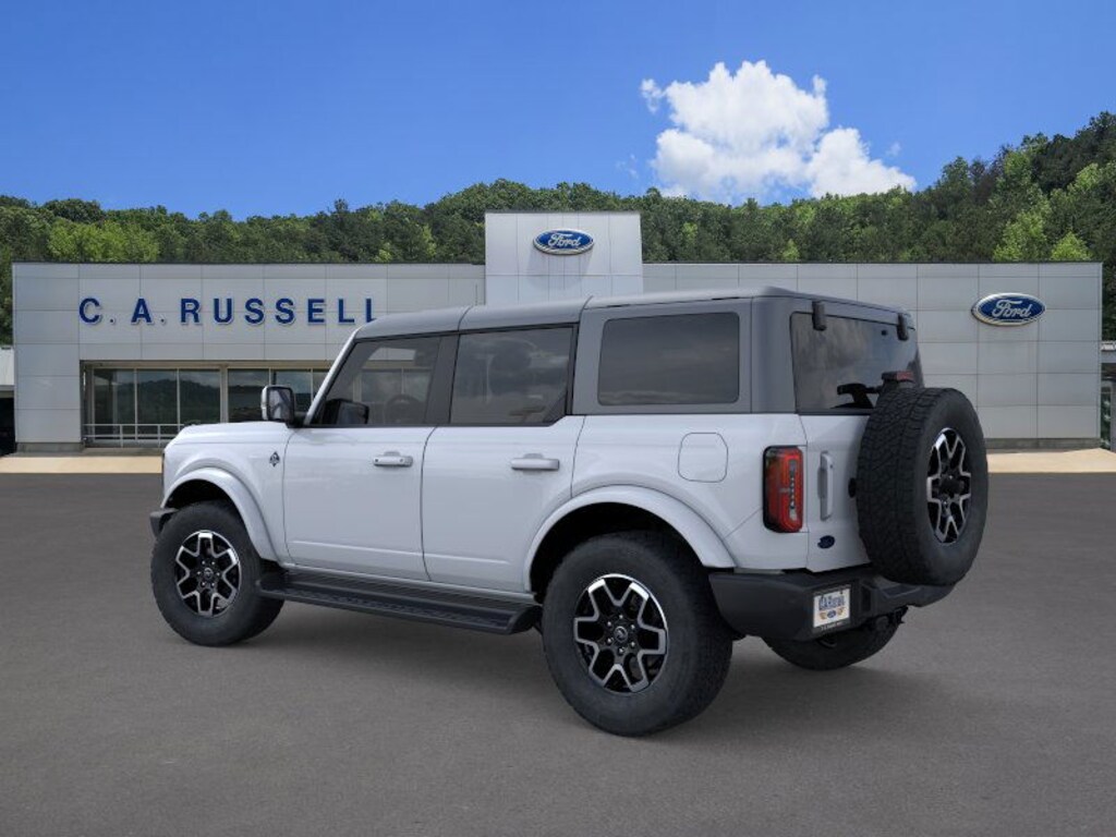 New 2025 Ford Bronco Outer Banks SUV