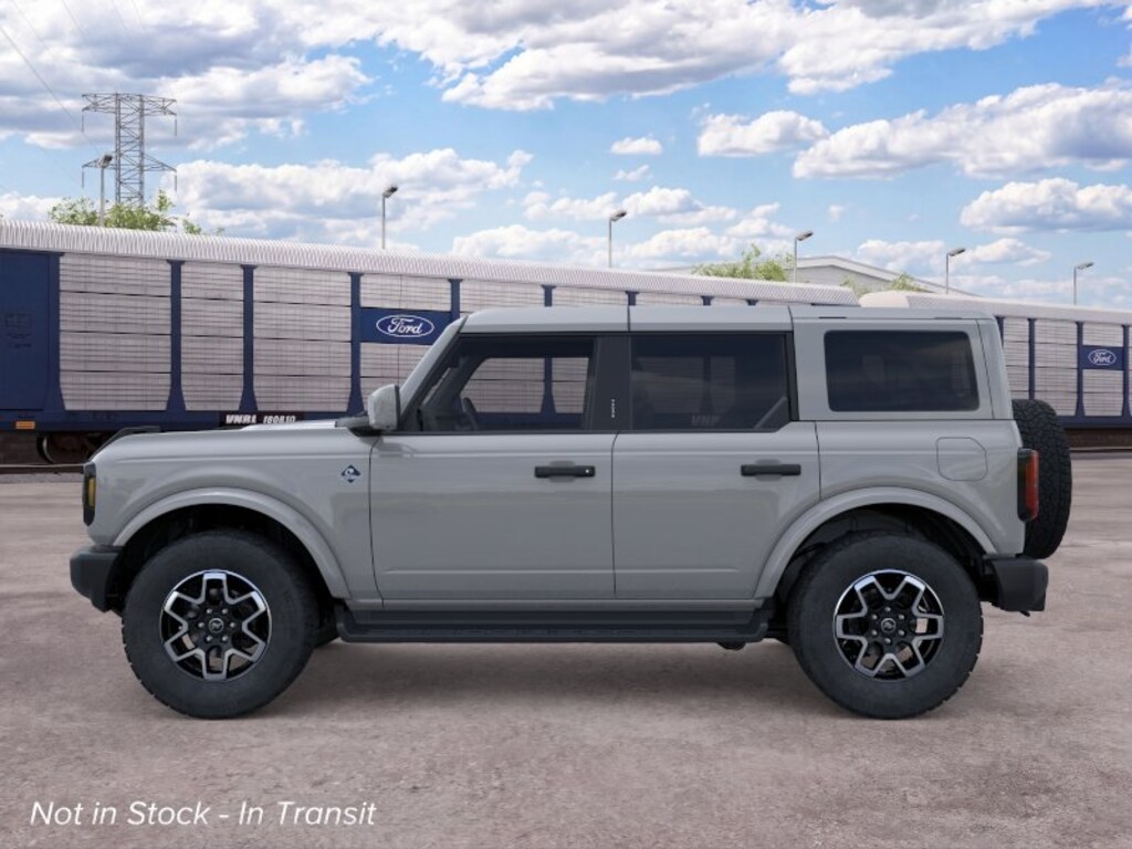 New 2026 Ford Bronco Outer Banks SUV