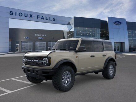 2025 Ford Bronco Badlands SUV