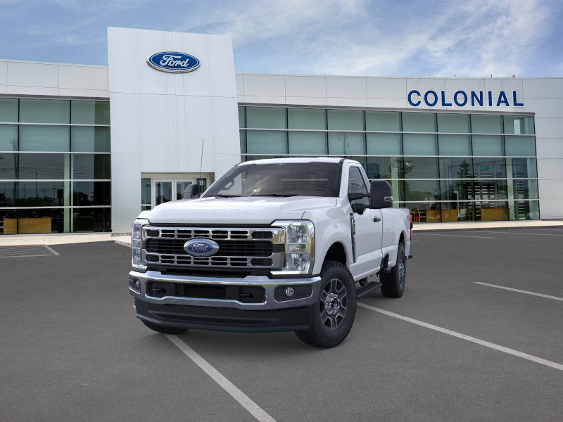 2025 Ford F-350 XLT photo 2