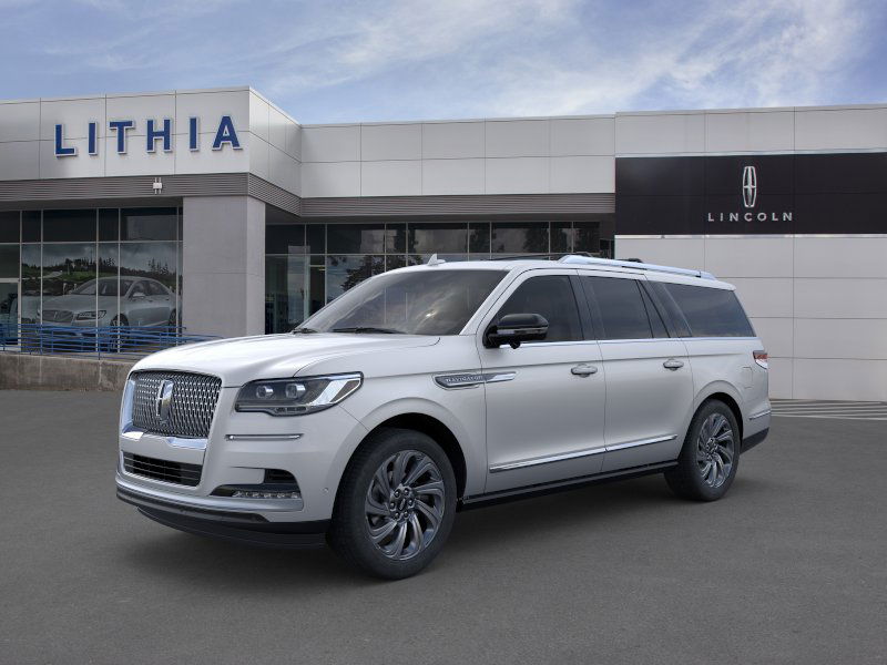 Thumbnail: 2024 Lincoln Navigator L - 31
