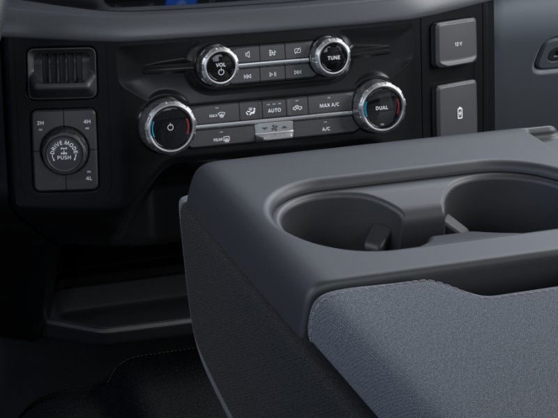 new 2025 Ford F150 XLT car