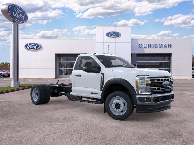 2026 Ford F-550 Super Duty Chassis Cab