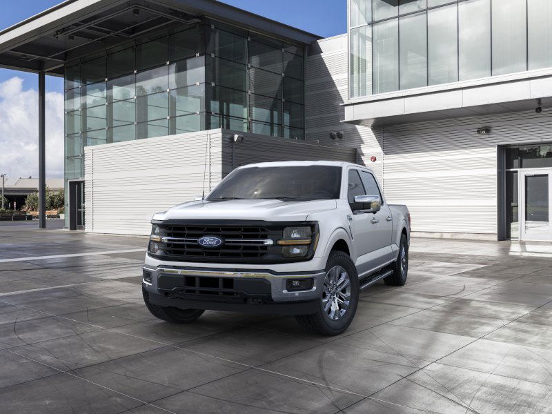2025 Ford F-150 XLT 2