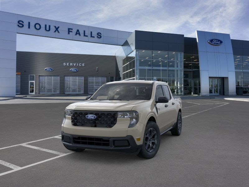 2025 Ford Maverick XLT photo 2