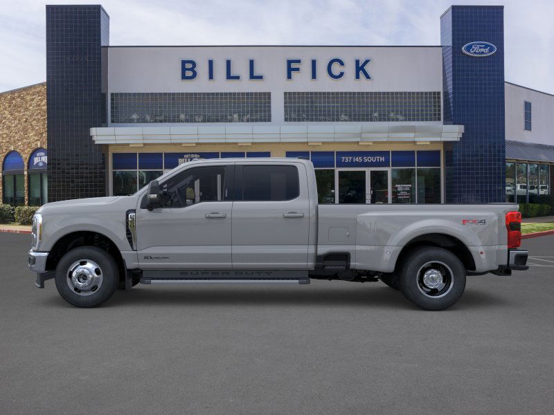 2026 Ford F-350 Lariat photo 3