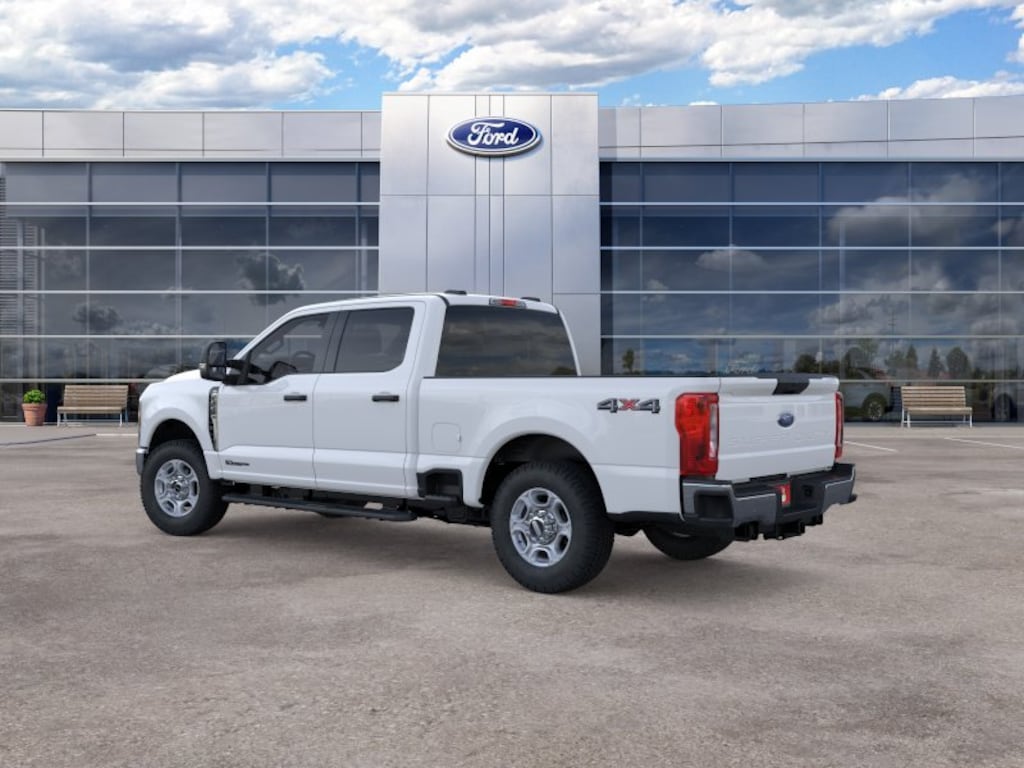 New 2026 Ford F-350 F-350 XLT Truck Crew Cab