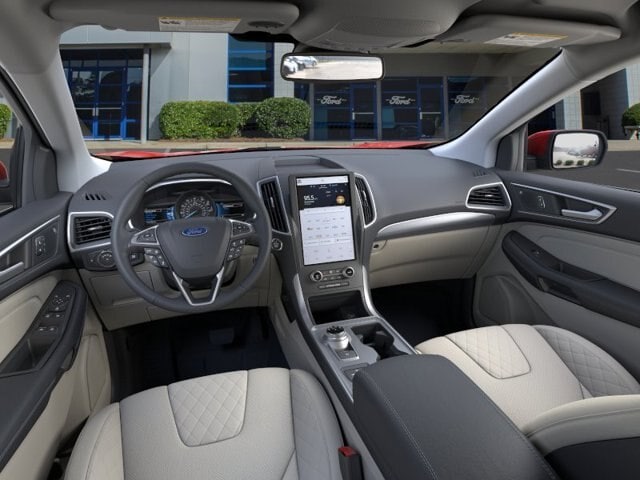 2024 Ford Edge Titanium SUV