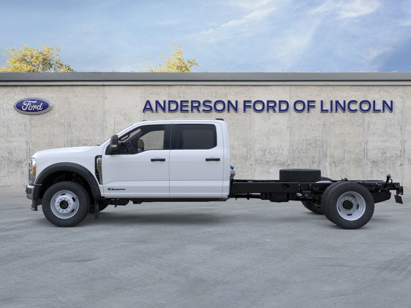 2026 Ford F-550 Super Duty Chassis Cab XLT