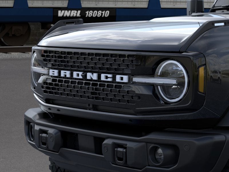 2025 Ford Bronco Badlands photo 19