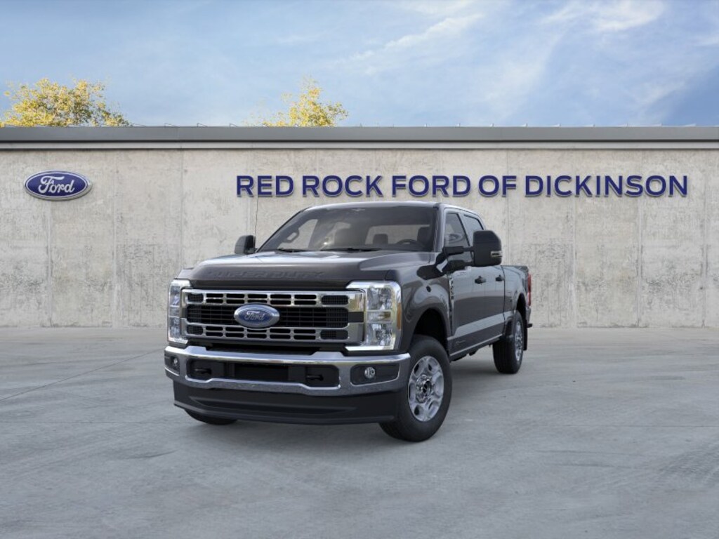 New 2026 Ford F-250 XLT Truck Crew Cab