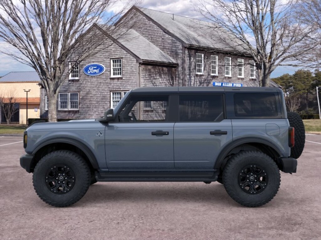 New 2025 Ford Bronco Outer Banks SUV