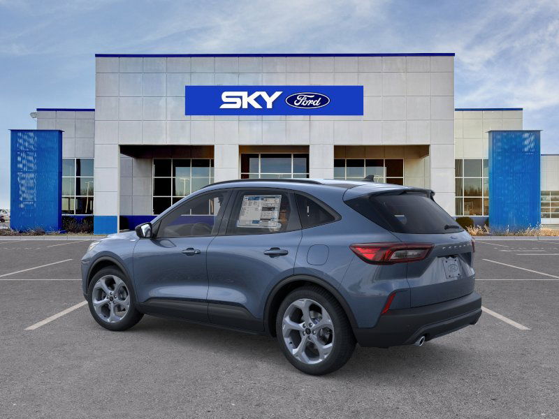 2025 Ford Escape ST-Line photo 4
