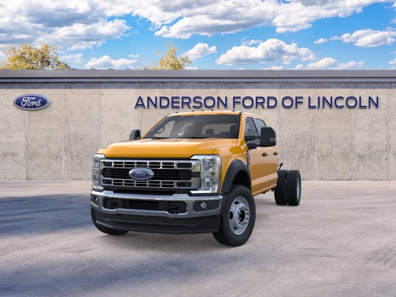 2025 Ford F-450 Super Duty Chassis Cab XLT - Photo 2