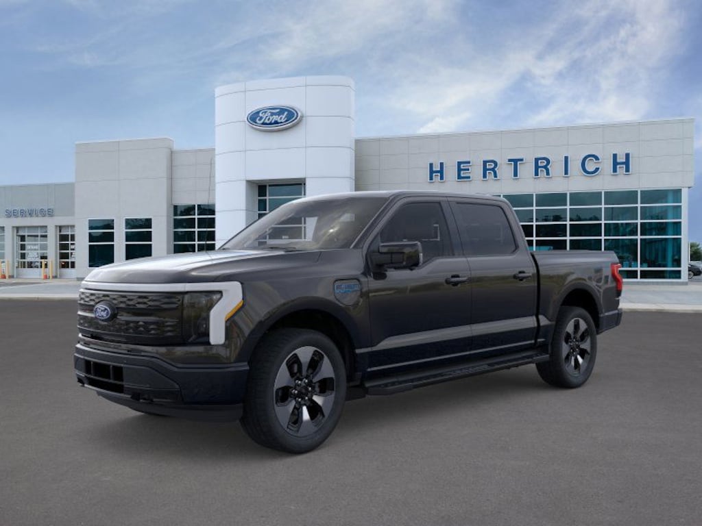 New 2025 Ford F-150 Lightning Platinum 4WD Supercrew 5.5 Box 4WD SuperCrew 5.5 Box