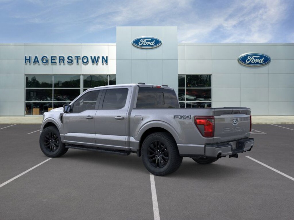 New 2025 Ford F-150 XLT Truck SuperCrew Cab