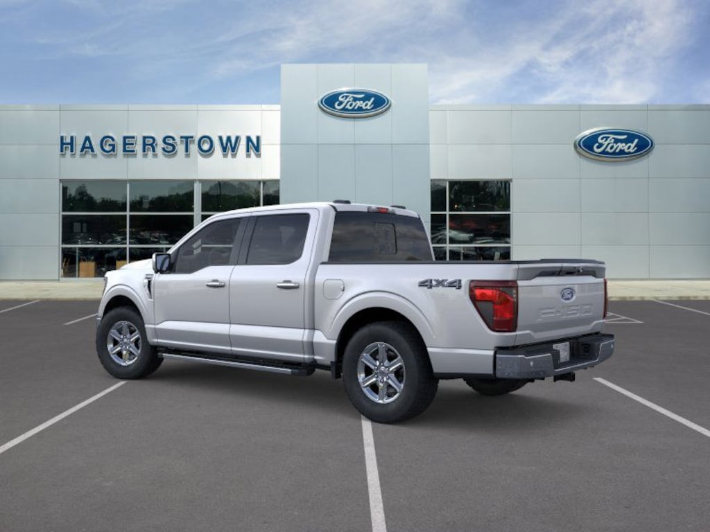 New 2025 Ford F-150 XLT Truck SuperCrew Cab