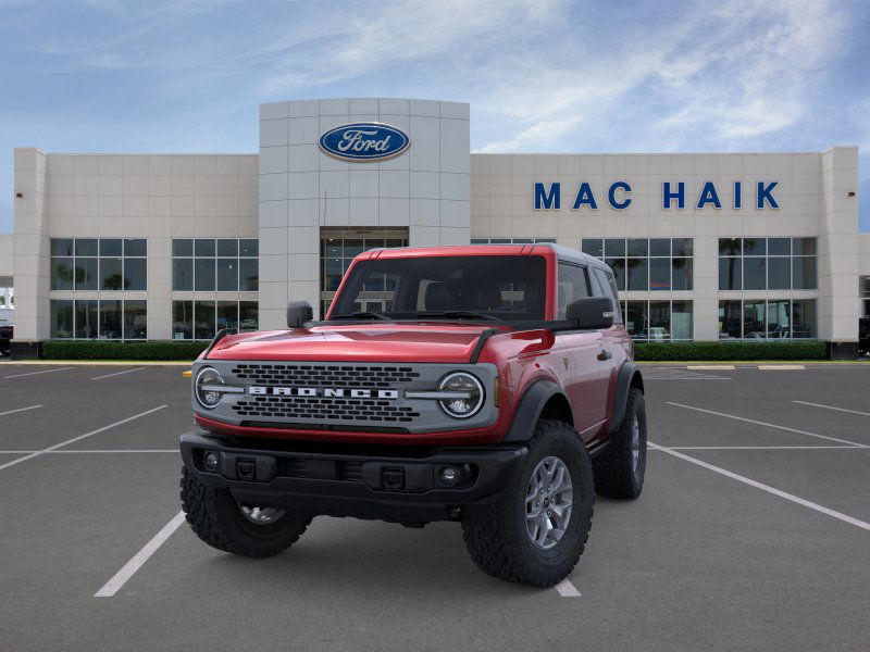 2025 Ford Bronco Badlands photo 2