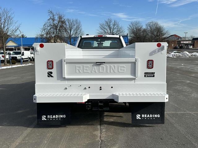 2024 Ford F-550 Super Duty Chassis Cab XL - Photo 23