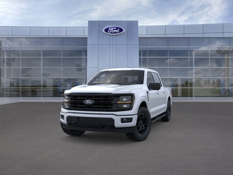 2025 Ford F-150 XLT photo 2