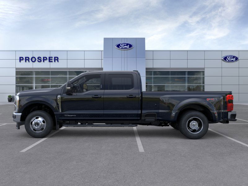 2026 Ford F-350 Lariat photo 3