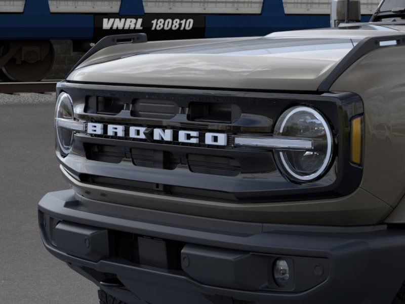 2026 Ford Bronco Outer Banks SUV