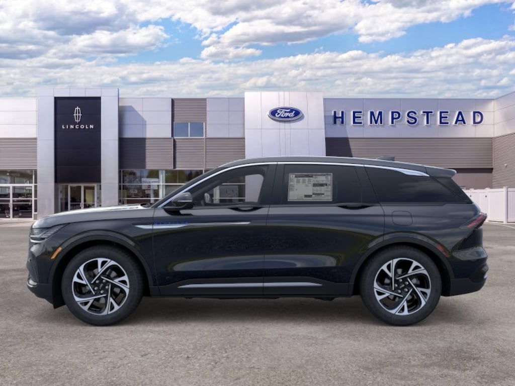 New 2026 Lincoln Nautilus Premiere SUV