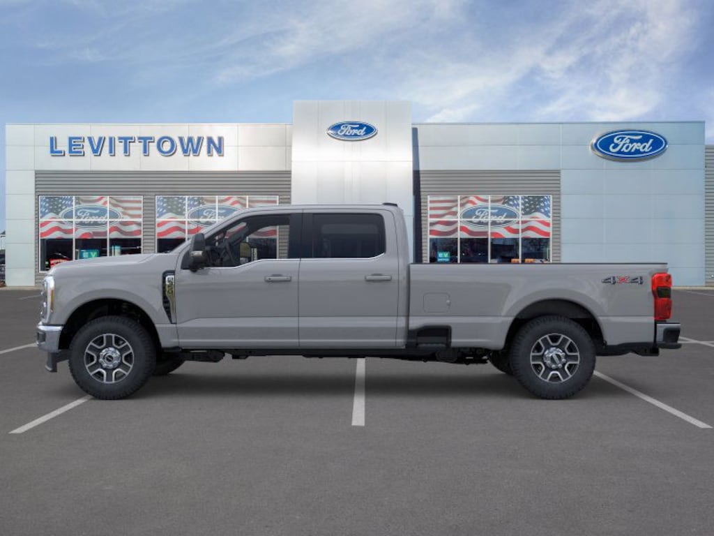 New 2026 Ford Super Duty F-350 SRW LARIAT LARIAT 4WD Crew Cab 8 Box