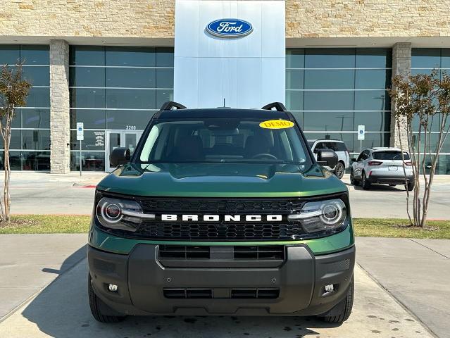 2025 Ford Bronco Sport Outer Banks photo 2