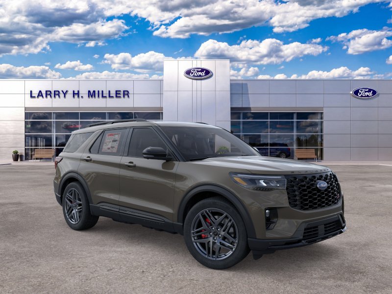 2026 Ford Explorer ST - Photo 18