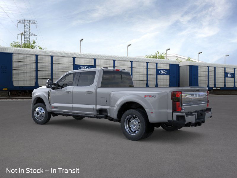 2026 Ford F-450 photo 3