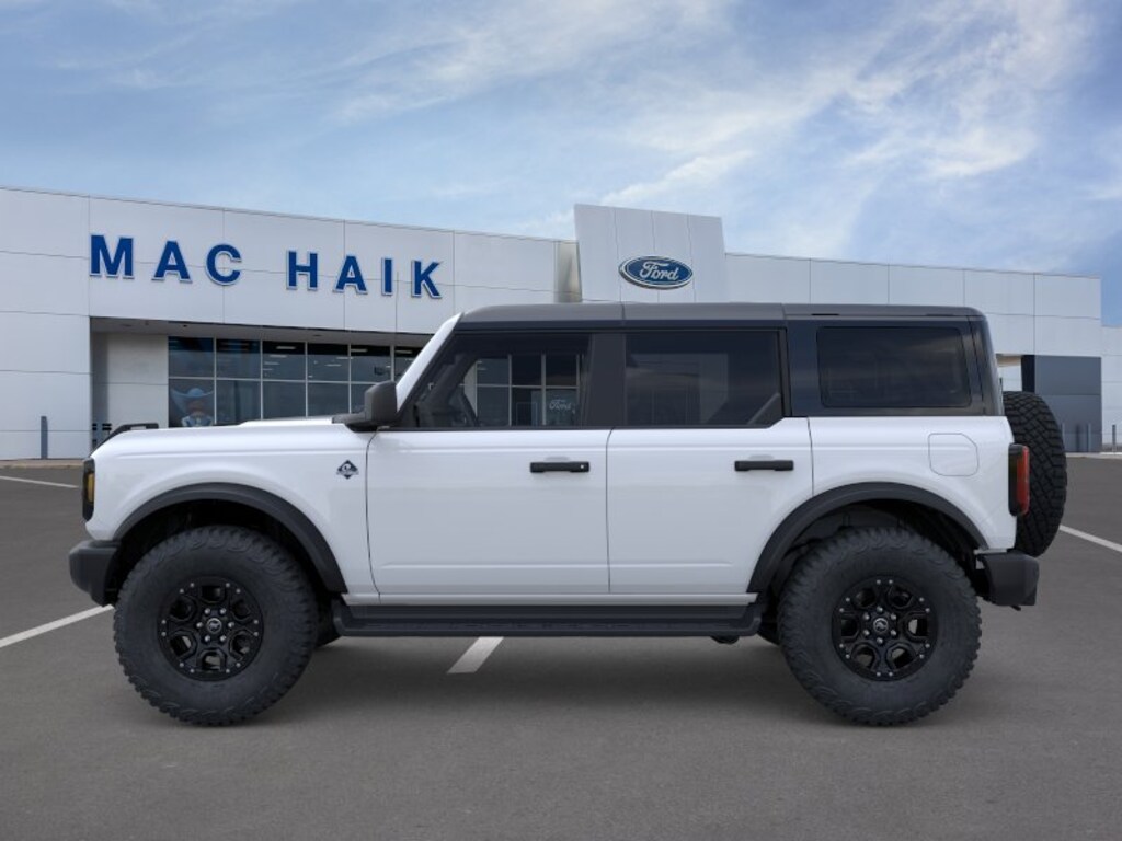 New 2026 Ford Bronco Outer Banks SUV
