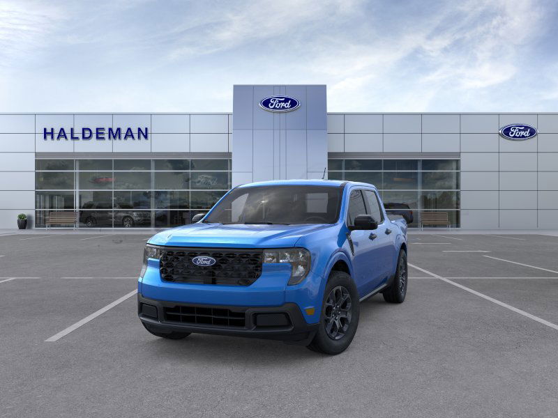 2025 Ford Maverick XLT photo 2